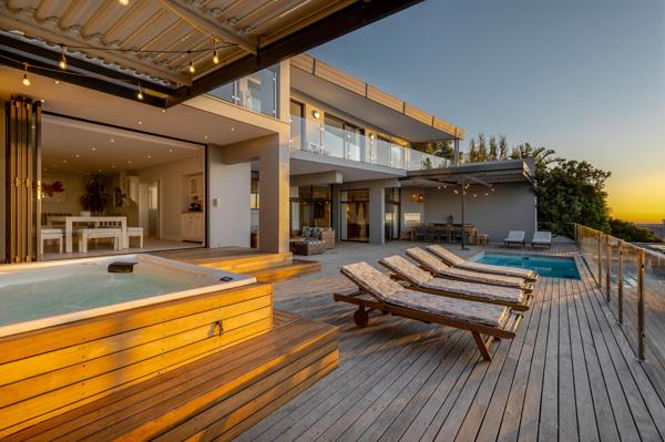 7 Bedroom House