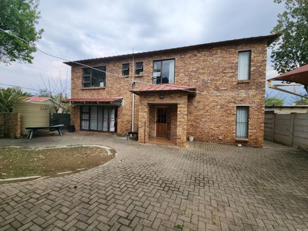 10 Bedroom House