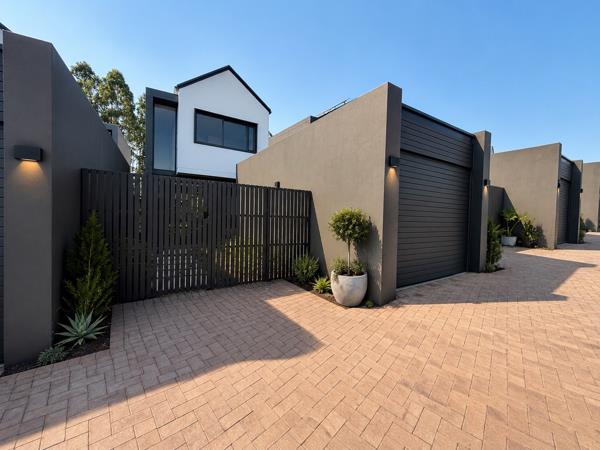 3 Bedroom Townhouse