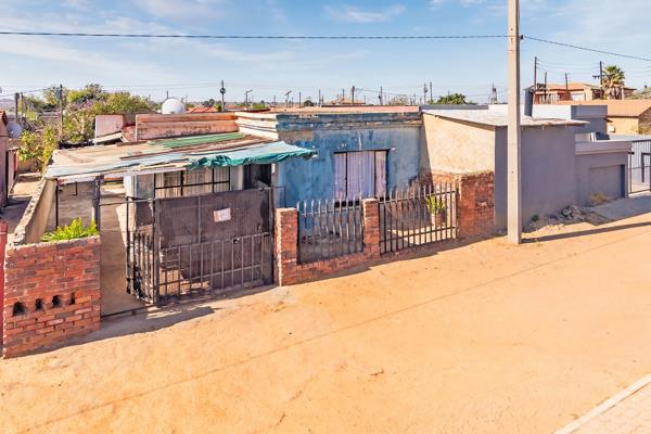 2 Bedroom House