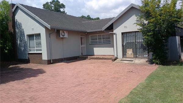 420 m² Office Space
