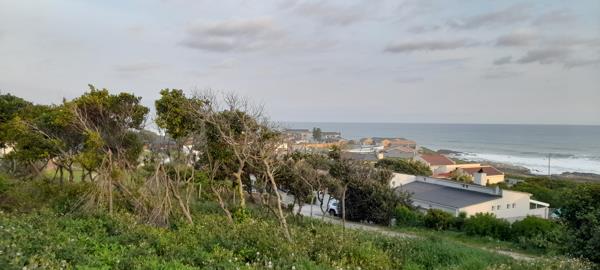1 487 m² Land