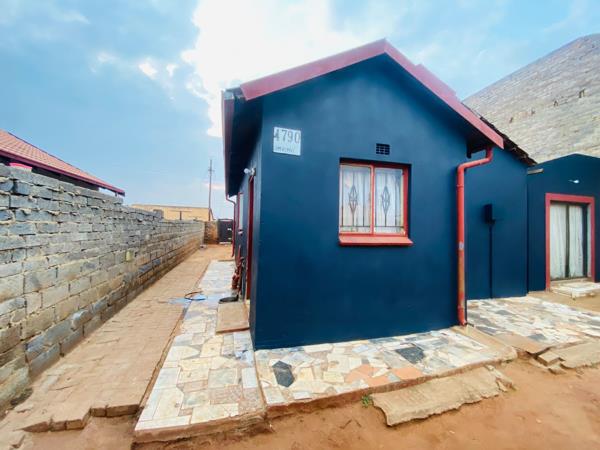 2 Bedroom House