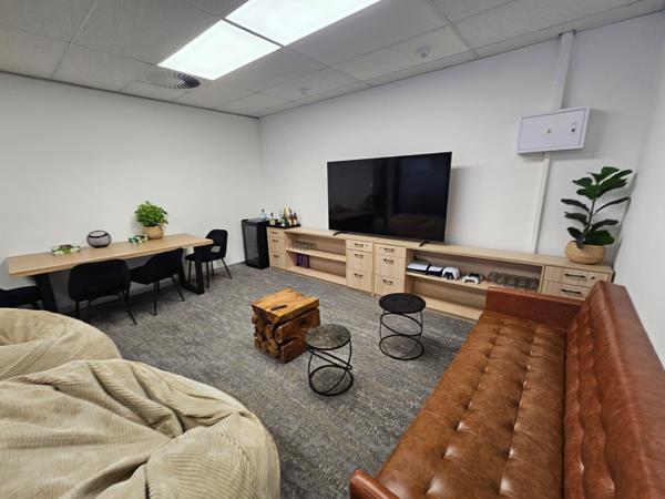 518 m² Commercial space
