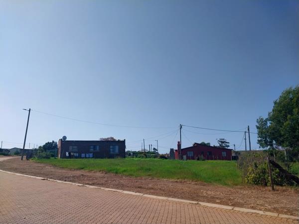 675 m² Land
