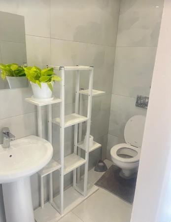 1 Bedroom Garden Cottage