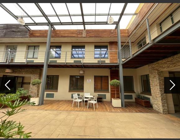 405 m² Commercial space