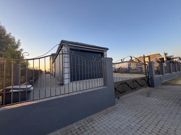 5 Bedroom House
