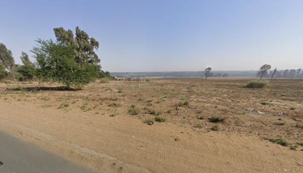 1 995 m² Land