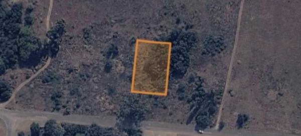 1 995 m² Land