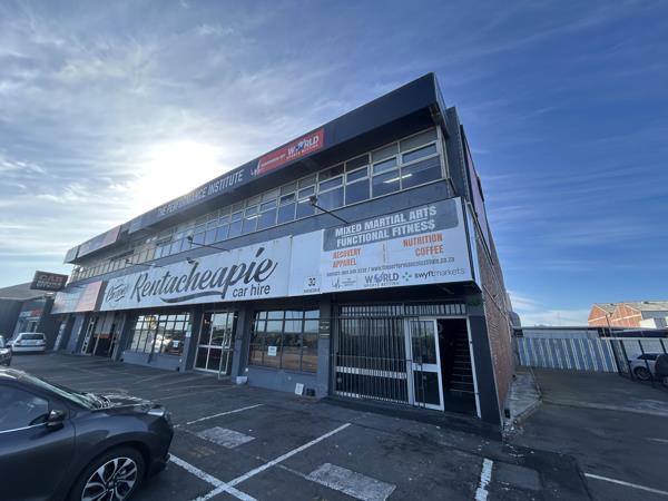 582 m² Commercial space