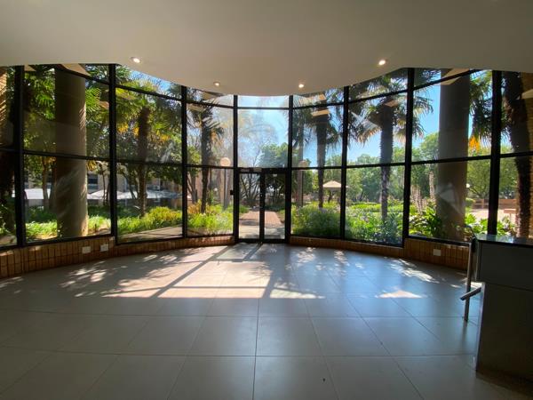 300 m² Office Space