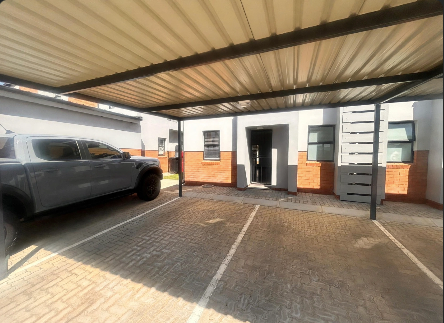 3 Bedroom Townhouse