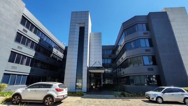 429 m² Office Space