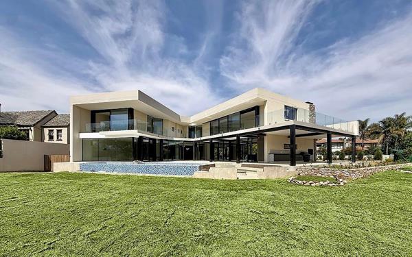 7 Bedroom House