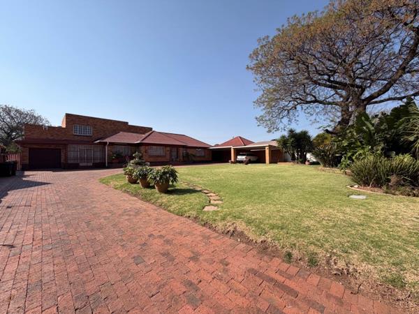 7 Bedroom House