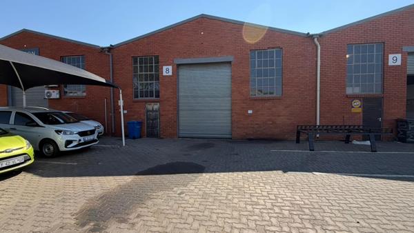 330 m² Industrial space