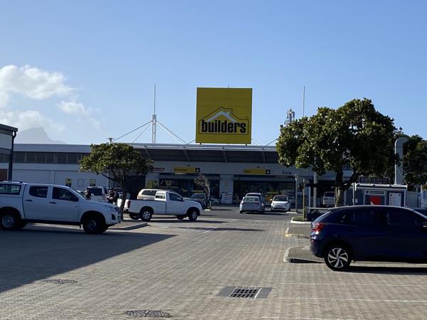 400 m² Retail Space