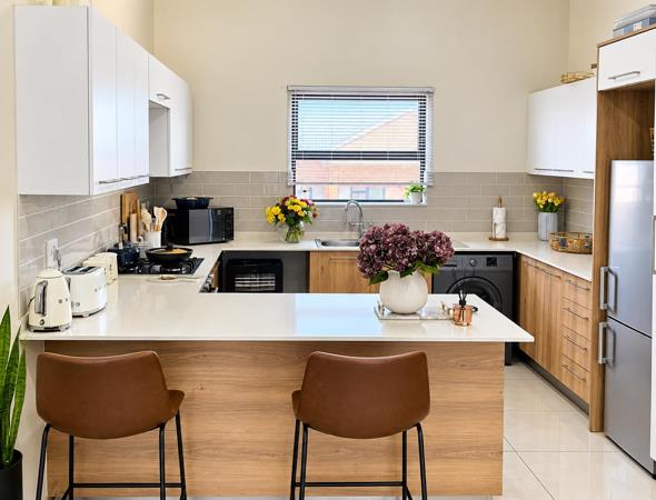 2 Bedroom Apartment