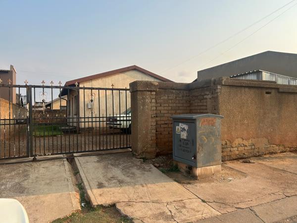 2 Bedroom House