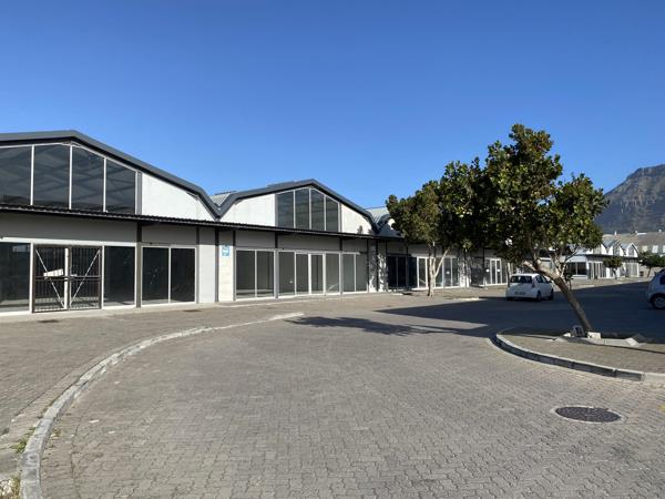 424 m² Retail Space