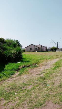 575 m² Land
