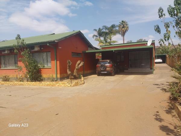 4 Bedroom House