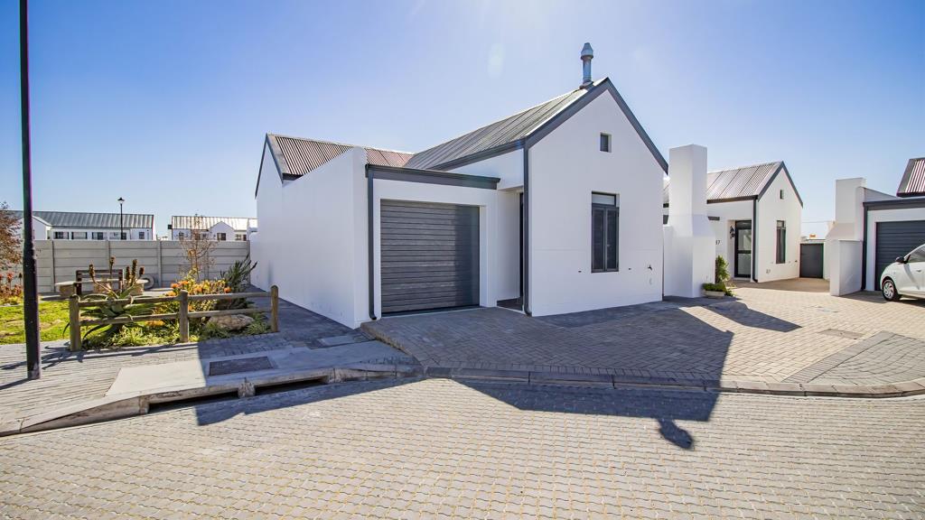 2 Bedroom House