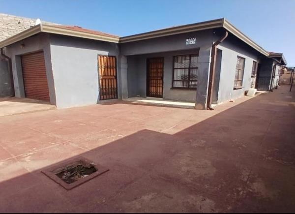 4 Bedroom House