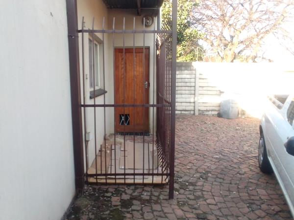 1 Bedroom Garden Cottage