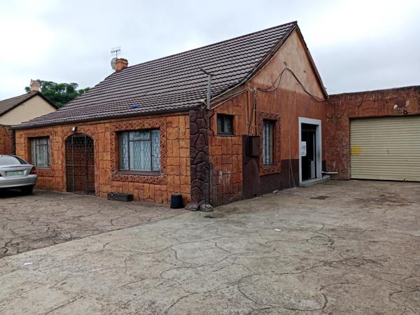 15 Bedroom House