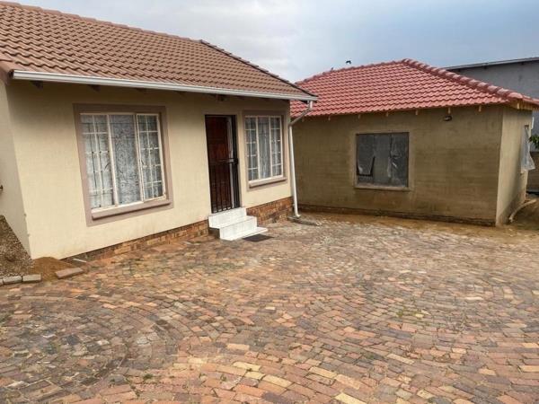 2 Bedroom House