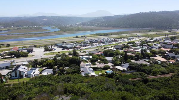 919 m² Land