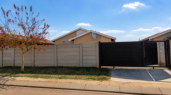 2 Bedroom House