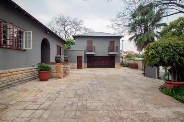 9 Bedroom House