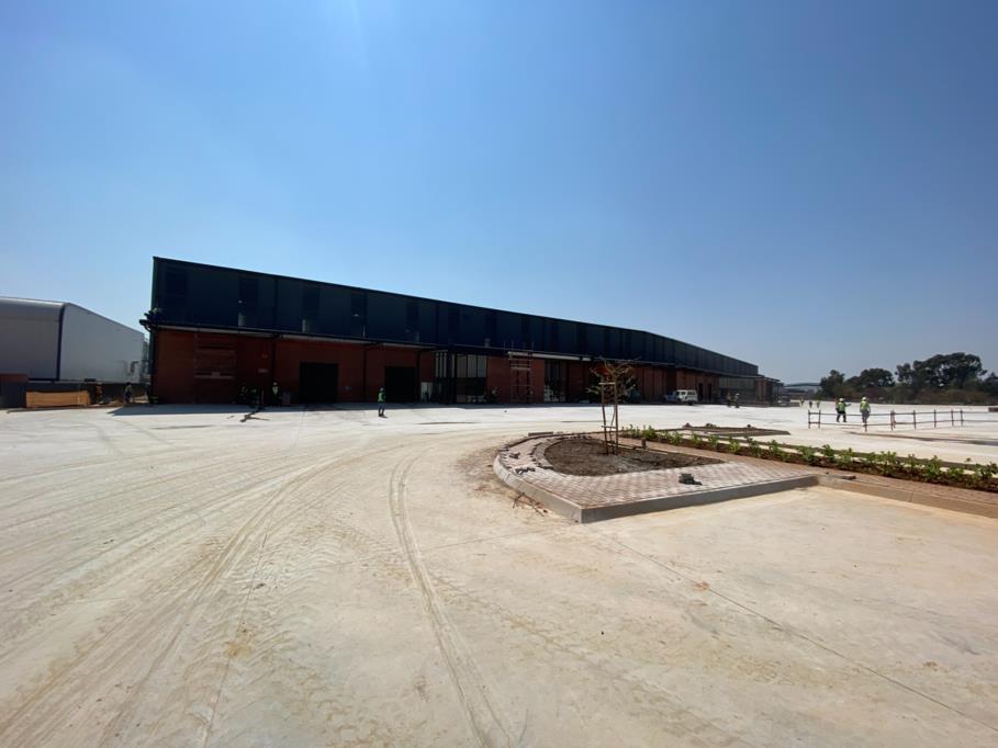 1 100 m² Industrial space