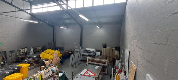 260 m² Industrial space