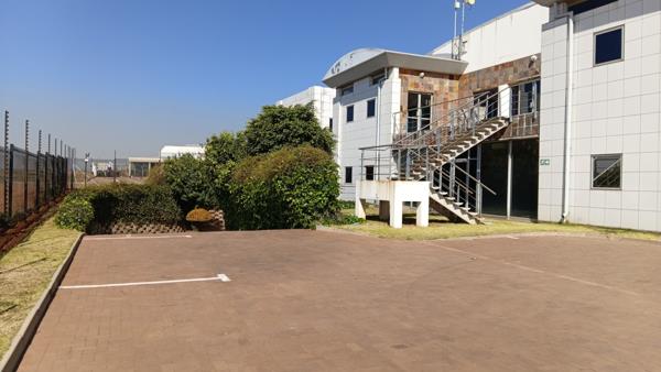 1 000 m² Commercial space