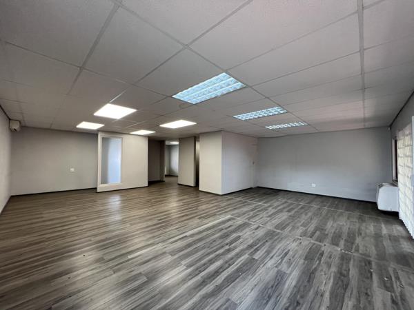 101.1 m² Commercial space