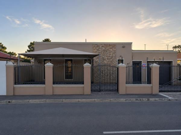 6 Bedroom House