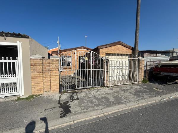 2 Bedroom House