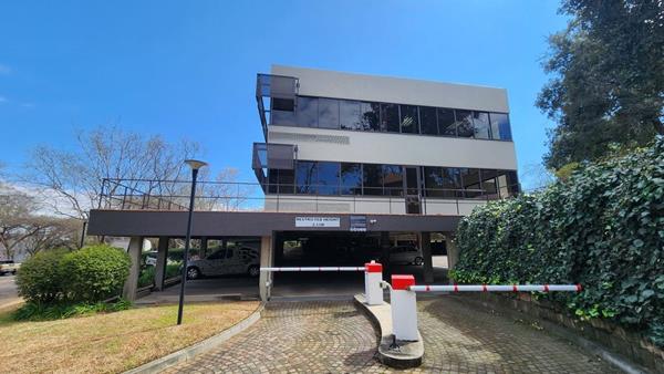427 m² Office Space