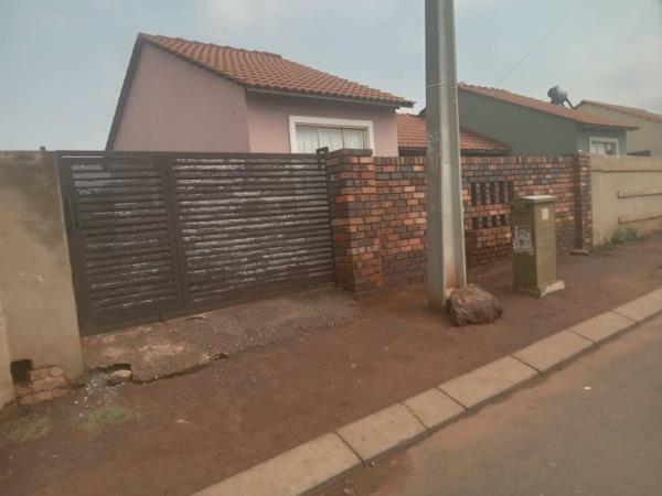 2 Bedroom House