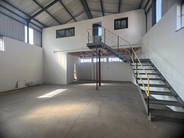 670 m² Industrial space