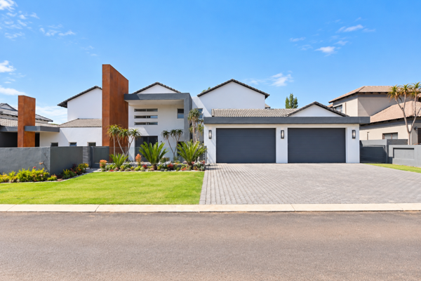 6 Bedroom House