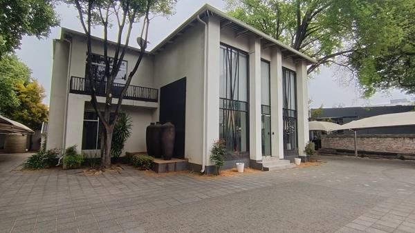 550 m² Office Space