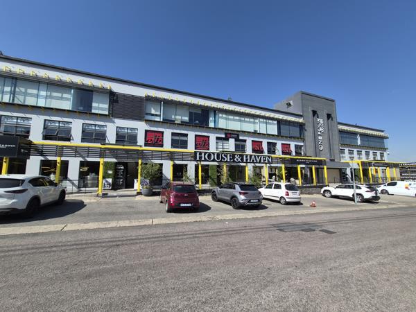 255 m² Commercial space
