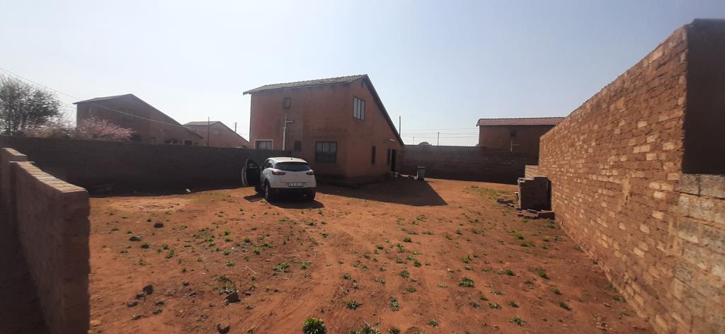 2 Bedroom House