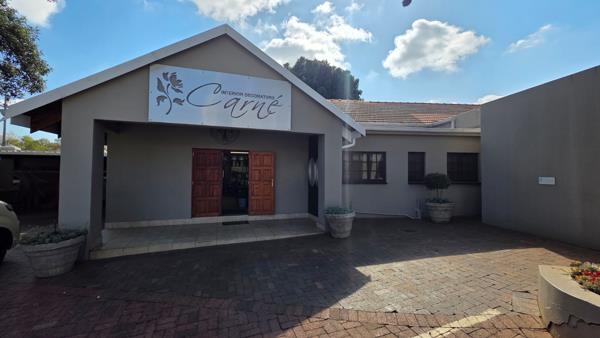 112 m² Commercial space