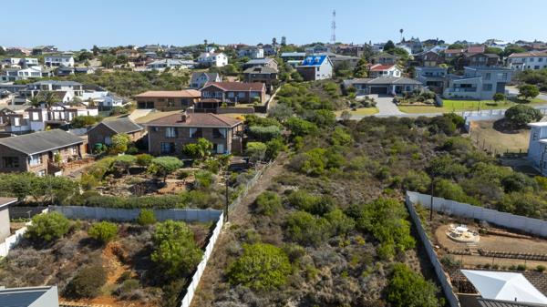 1 198 m² Land